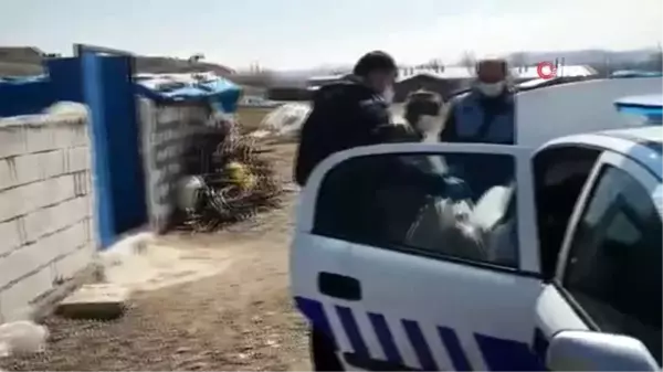 Ekmek yapacak unu biten yaşlı adamın yardımına zabıta yetişti