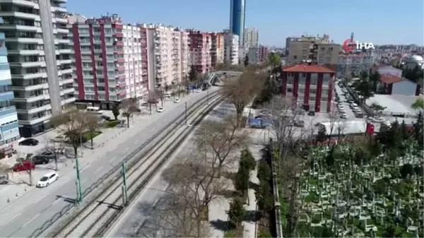 Konya'da sokaklar sessizliğe büründü