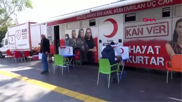 Koronavirüs nedeniyle sıkıntı çeken talasemi hastaları için kan bağışı kampanyası