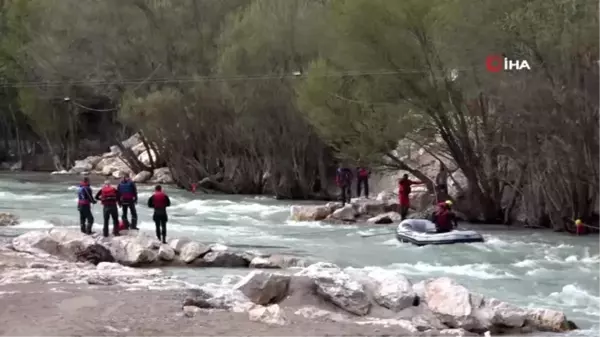 Kayıp Uzman Çavuş Güneş'i arama çalışmaları sürüyor