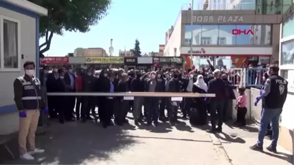 Şanlıurfa'da tarım işçilerinin seyahat izni yoğunluğu