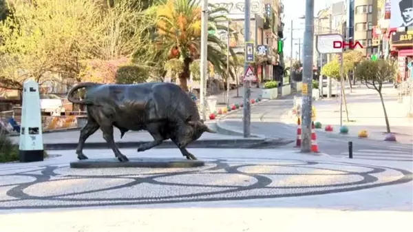 YASAĞIN İKİNCİ GÜNÜNDE KADIKÖY SOKAKLARI BOŞ KALDI