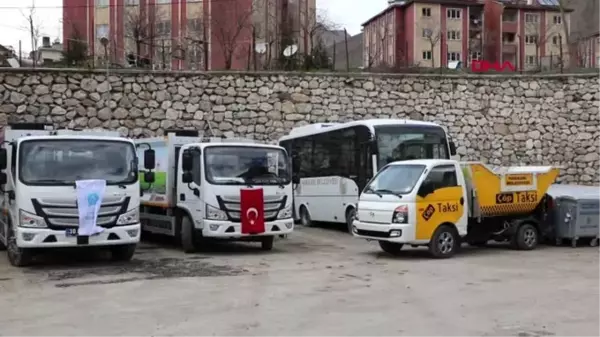 Hakkari Belediyesi'ne 1 milyon TL hibeyle alınan araçlar hizmete girdi