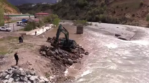 Munzur Çayı'nda kaybolan uzman çavuşu arama çalışmaları sürüyor