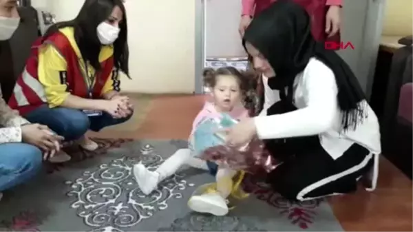 KARABÜK Babası gelemeyince Vefa Grubu doğum gününü kutladı