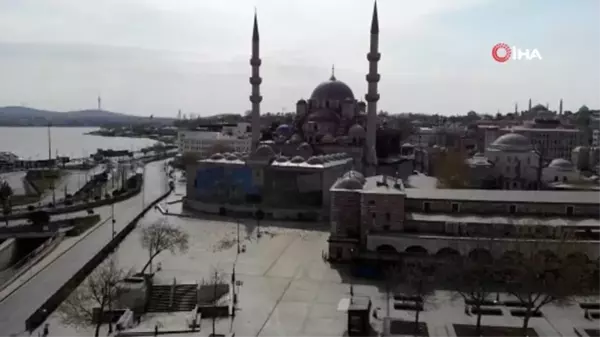 Eminönü Meydanı'nda sessizlik hakim