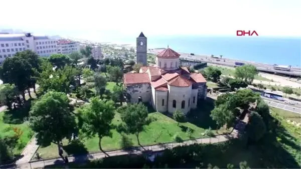 Trabzon'da Ayasofya Camisi'nde restorasyon tartışması