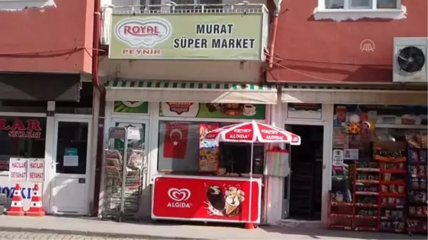 Bozkır'da bir hayırsever, marketin veresiye defterindeki borçları ödedi