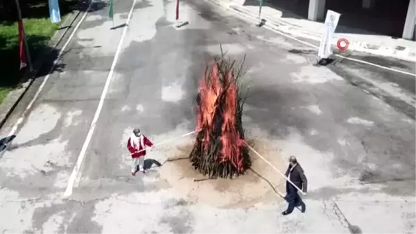 Korona virüs, bin 400 yıllık ateşin yanmasına mani olamadı