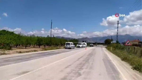 Eşini bıçaklayıp cezaevine giren baba, tahliye olunca oğlunu öldürdü