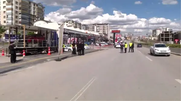 Jandarma, Trafik Haftası dolayısıyla sürücülere 