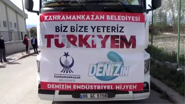 Kahramankazan'da hayırsever iş kadınından belediyeye temizlik malzemesi bağışı