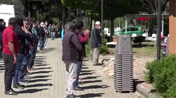 MUĞLA Yıllarca özlemini çektikleri bebeklerini toprağa verdiler