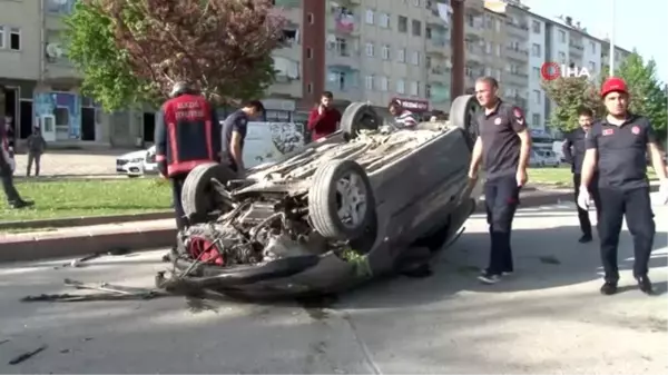 Elazığ'da iki ayrı trafik kazası: 4 yaralı