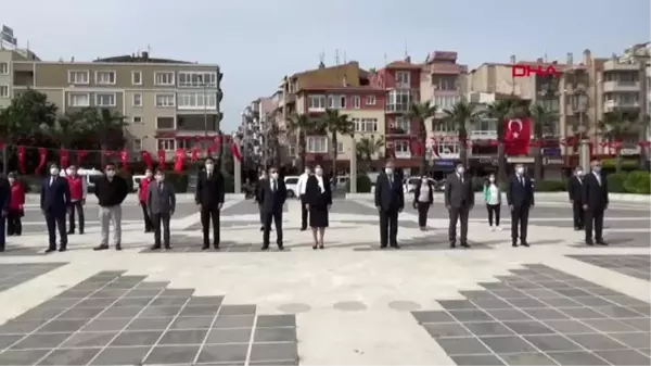 Çanakkale'de 19 Mayıs, sosyal mesafli kutlandı