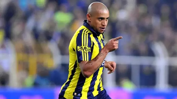 Roberto Carlos: Chelsea ile anlaşamayınca Fenerbahçe'ye transfer oldum