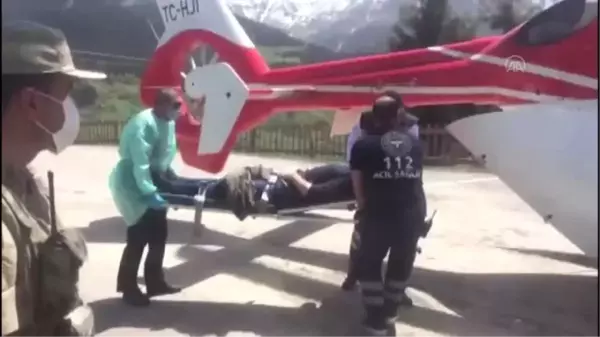 Mantardan zehirlenen kişi ambulans helikopterle Trabzon'a götürüldü