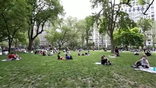 Madison Sqaure Park'ta 'sosyal mesafe' çemberi - NEW