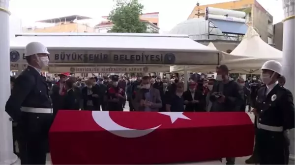 Şehit polis memuru Erman Özcan son yolculuğuna uğurlandı