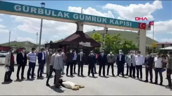 AĞRI Yük taşımacılığına açılan Gürbulak Sınır Kapısı'nda kurban kestiler