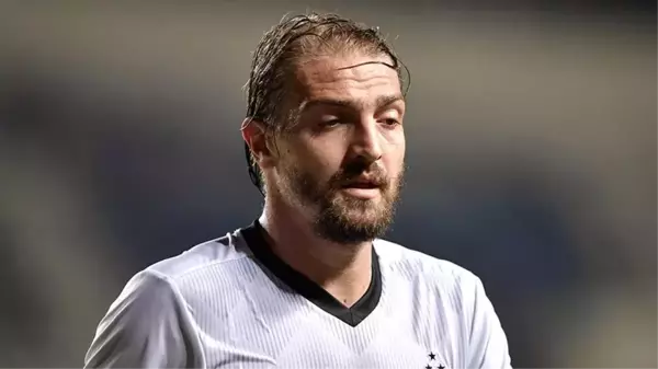 Beşiktaş, Caner Erkin ve Pedro Rebocho'yu yeni sezon kadrosunda düşünmüyor