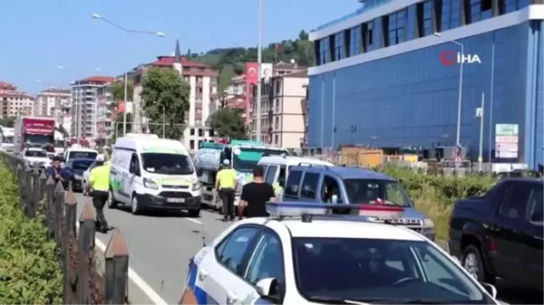 Rize'de meydana gelen kazada baba ve oğlu hayatını kaybetti