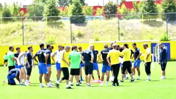 MKE Ankaragücü, İbrahim Üzülmez'le ilk antrenmanını yaptı