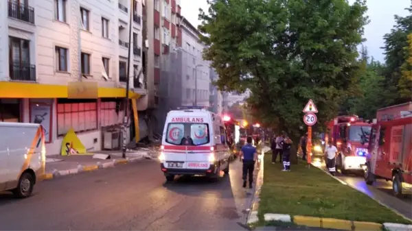 Bahçelievler'de bir binada patlama meydana geldi