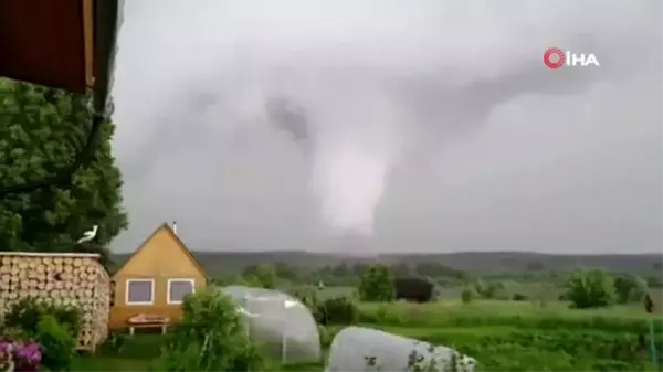 Son dakika haberi! Rusya'da hortum paniğe neden oldu