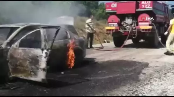 Çan'da alev topuna dönen araç kullanılamaz hale geldi