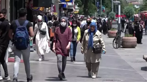 KONYA Vaka sayılarında artış görülen Konya'da maske kullanımına önem verilmiyor