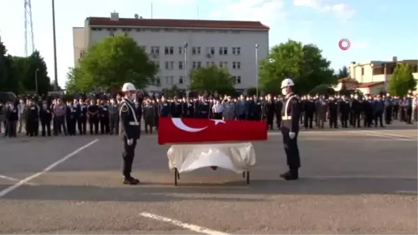 Patlamada şehit düşen askerler memleketlerine uğurlandı