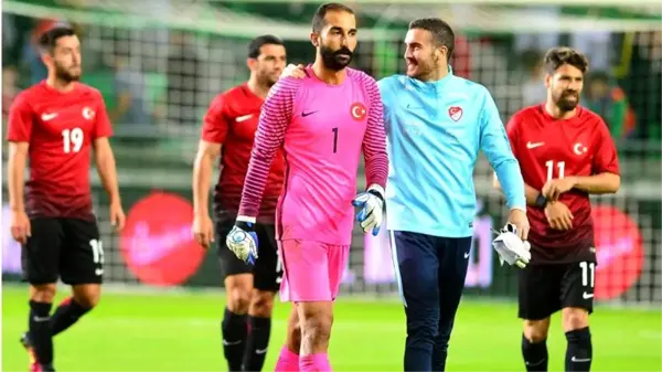 Galatasaray'da Fatih Terim, Muslera'nın sakatlığı sonrası kaleye Volkan Babacan'ı istedi