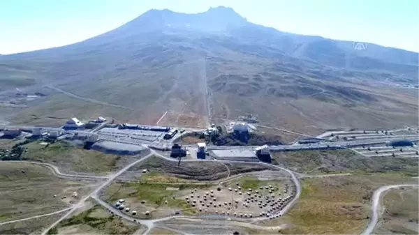 Erciyes'teki Tekir Yaylası doğa tutkunlarının gözde mekanı olma yolunda ilerliyor.