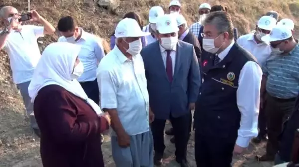 Osmaniye'de 15 Temmuz Demokrasi Şehitleri Hatıra Ormanı'na fidan dikildi