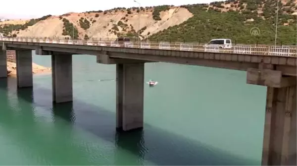 Kayıp Doku'nun bulunması için Uzunçayır Baraj Gölü'nün kısmen boşaltılması çalışmaları sürüyor