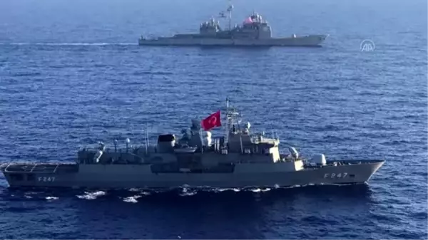 TCG Kemalreis ile ABD Eisenhower Uçak Gemisi Muharebe Grubu deniz eğitimleri icra etti