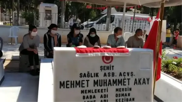 Son dakika... Mersin şehitliğinde hüzünlü bayramlaşma