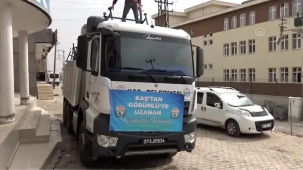 Son dakika haberi! Kaş Belediyesinden Görümlü Belediyesine destek