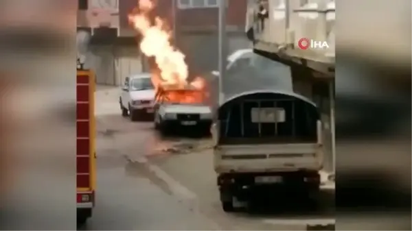 Park halindeki araçta çıkan yangın korku dolu anlar yaşattı