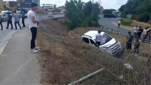 Son dakika haberleri... Ataşehir'de trafik kazası: 3 yaralı