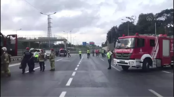 Hasdal-Kemerburgaz yolunda üst geçit çöktü