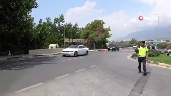 Alanya'da otomobille motosiklet çarpıştı: 1 ağır yaralı