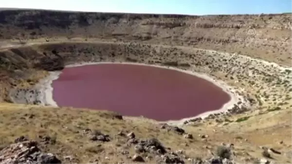 Son dakika haber! Pembeye dönüşen Meyil Gölü'nde ziyaretçi yoğunluğu