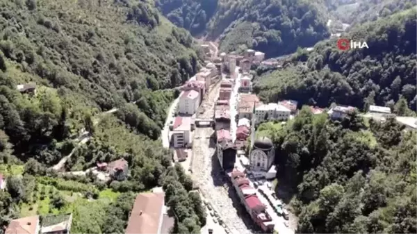 Her yağmur yağdığında korkuyorlar... Trabzon'un Köprübaşı ilçesi Dereli gibi olmaktan korkuyor