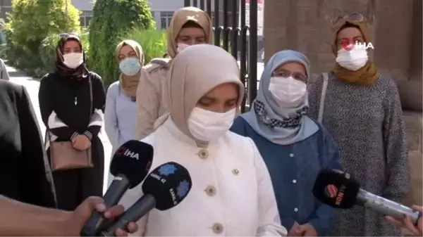 Konya İmam Hatip Lisesi kız mezunlarından Erol Mütercimler'e kınama