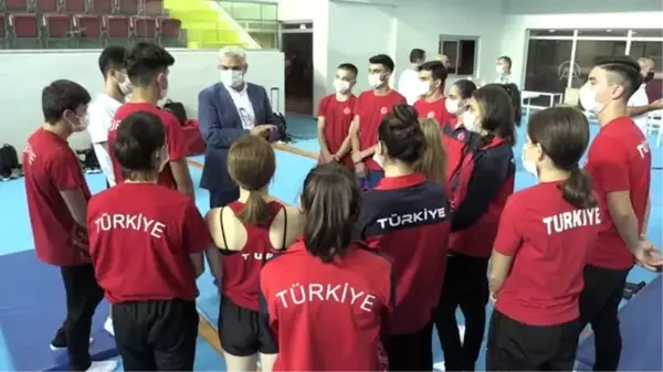 Trampolin Cimnastik Milli Takımı, 2021 Avrupa Şampiyonası'na Mersin'de hazırlanıyor