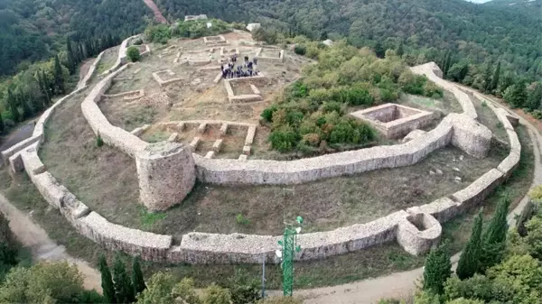 Aydos Kalesi'nin restorasyon çalışmaları tamamlandı