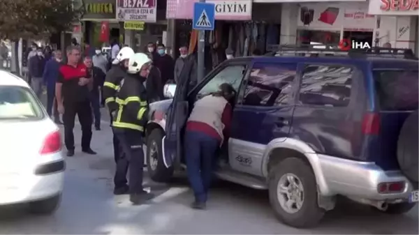 Park halindeyken alev aldı, esnaf ve itfaiye tarafından söndürüldü