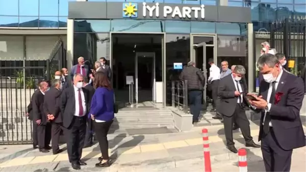 İYİ Parti teşkilatlarından İstanbul Milletvekili Özdağ için ihraç talebi